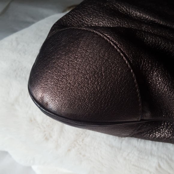 Salvatore Ferragamo metallic satchel handbag - Picture 3 of 8